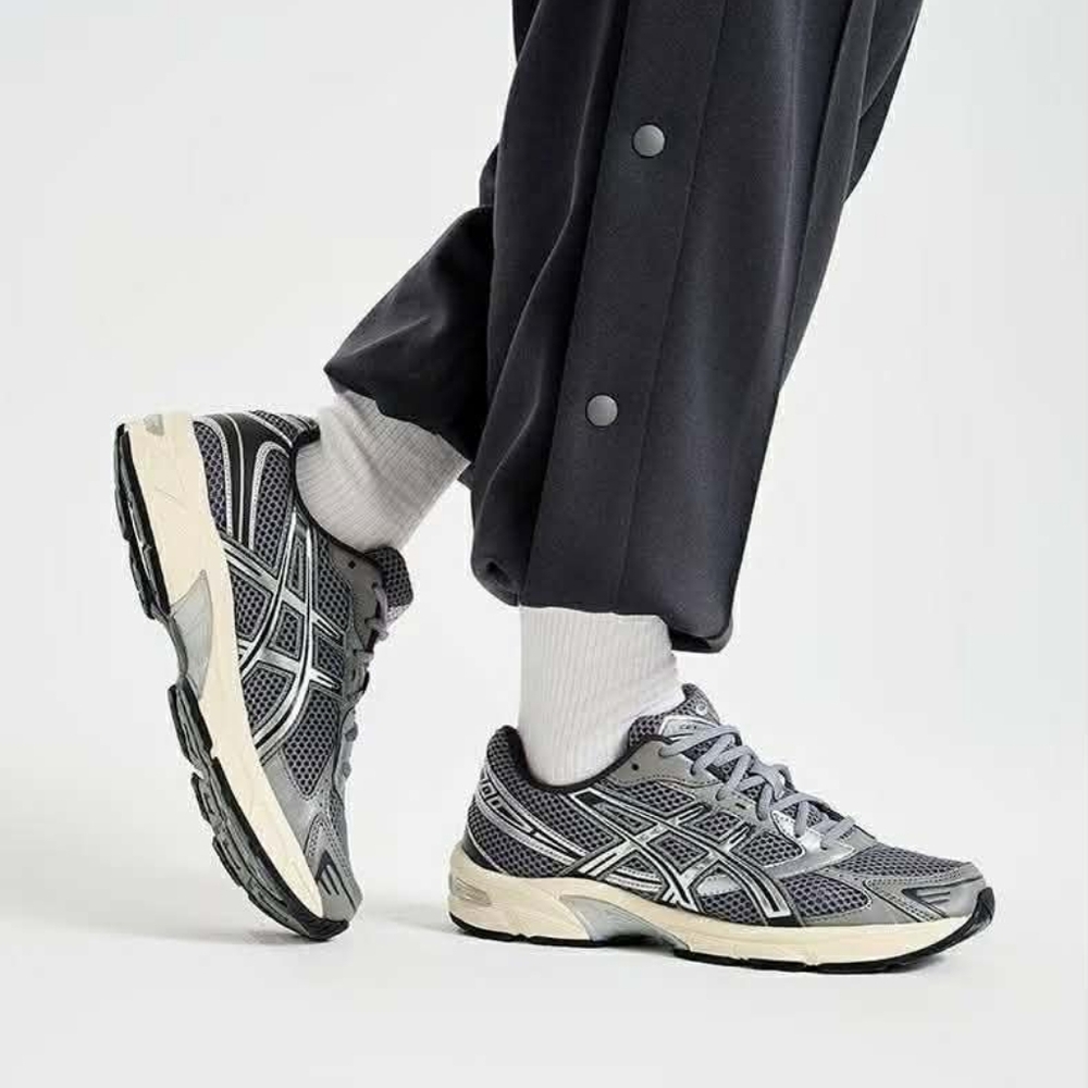 Asics Gel 1130 sportstyle shoes men's size